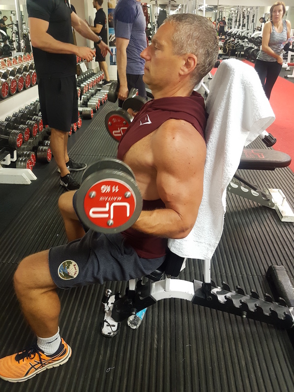 Tamas - bicep curl