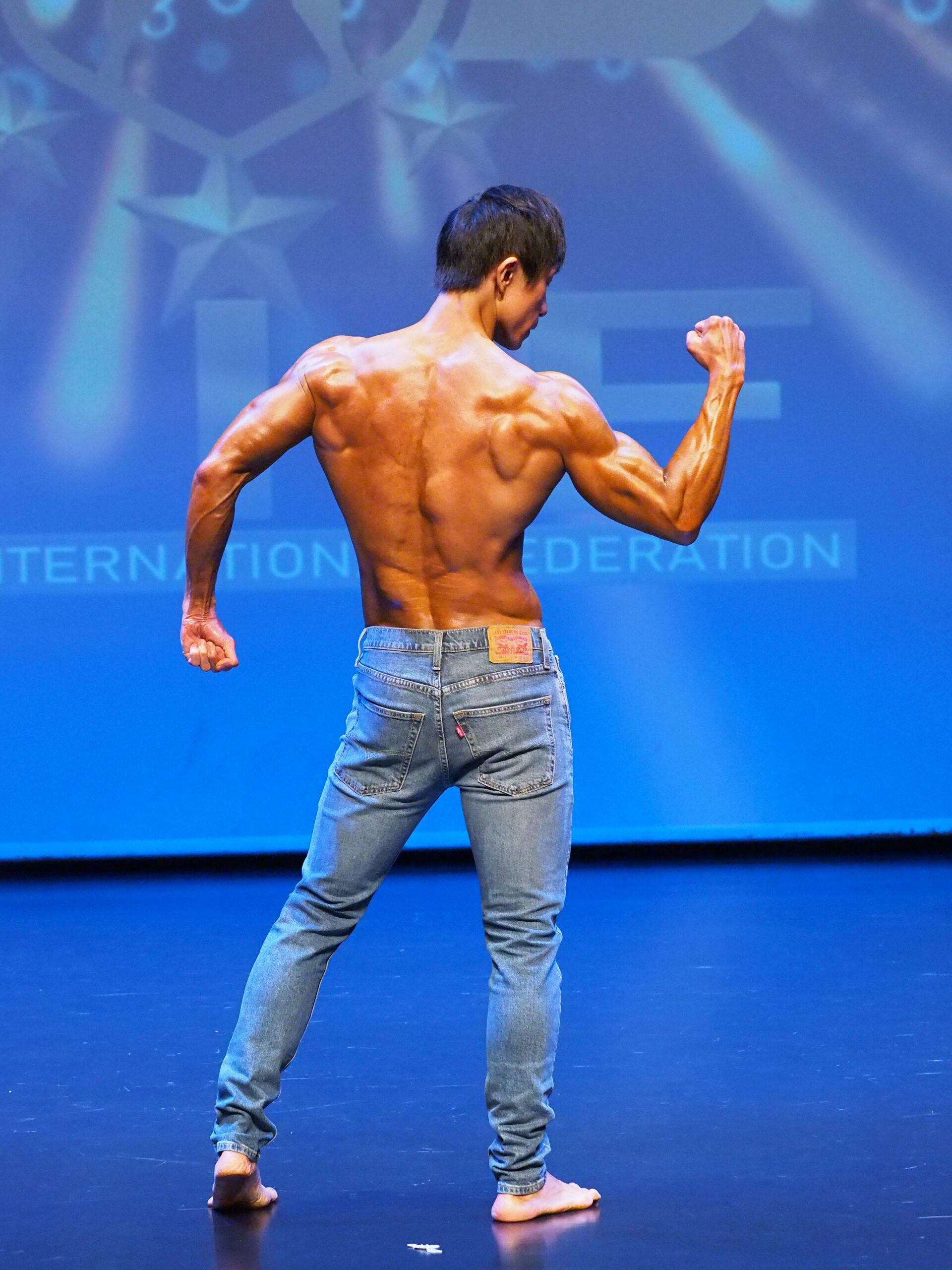 Rou Back Pose